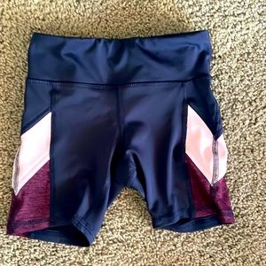 Old Navy Active, “bike shorts”, girls (S 6-7)